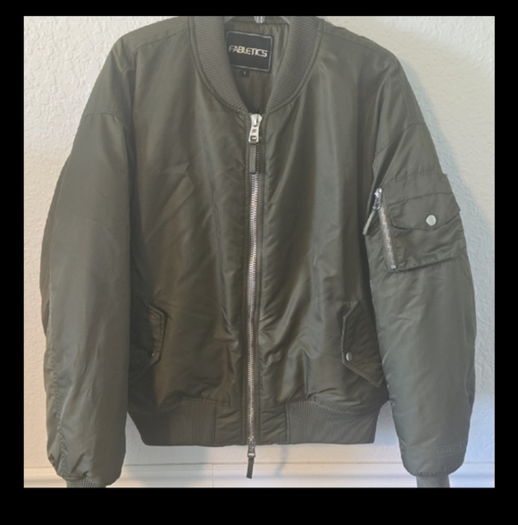 Fabletics Olive Green Bomber Jacket Size Large L Zip Front Utility Sleeve - Picture 4 of 5